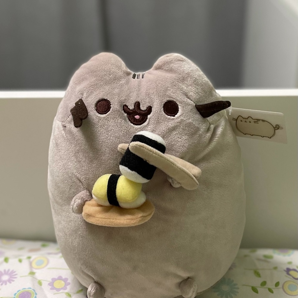 Sushi Pusheen